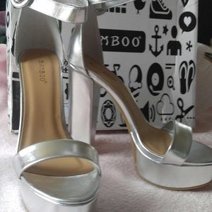 Homecoming°Fall social°Winter ball heels